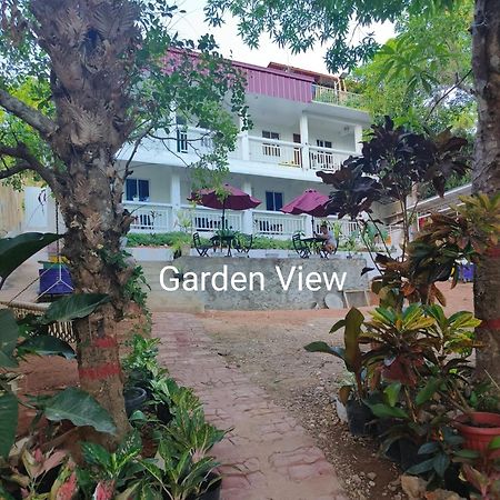Ani Marie Guest House Coron Exteriér fotografie